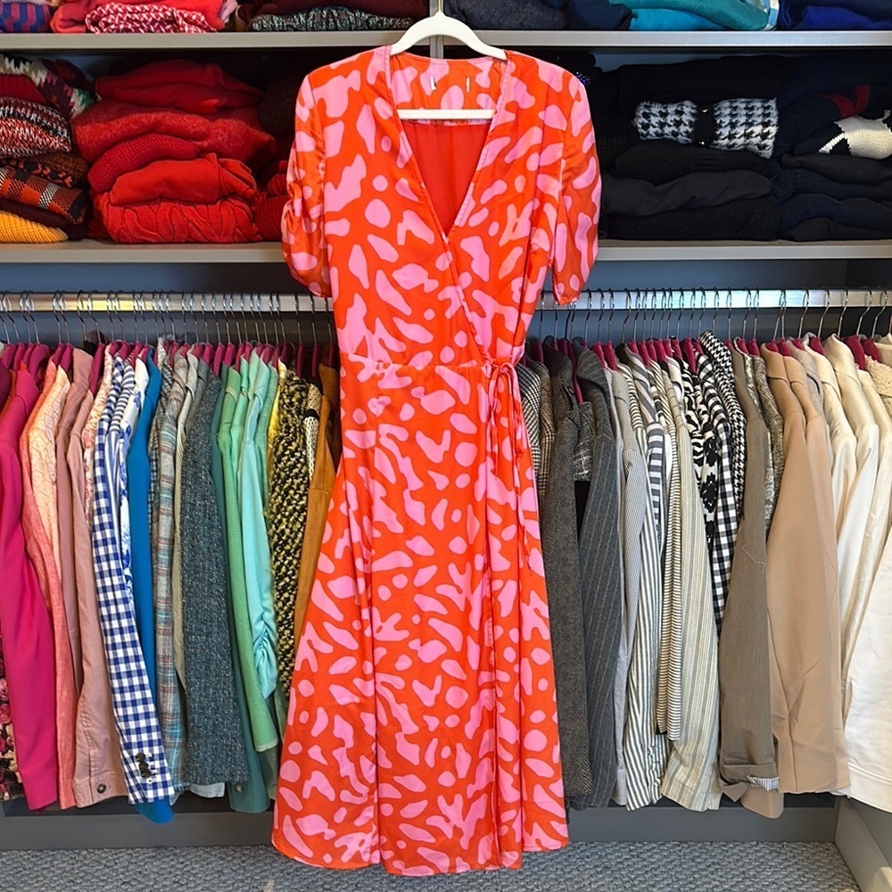 Lost + Wander pink/orange print short sleeve v neck wrap maxi dress size S